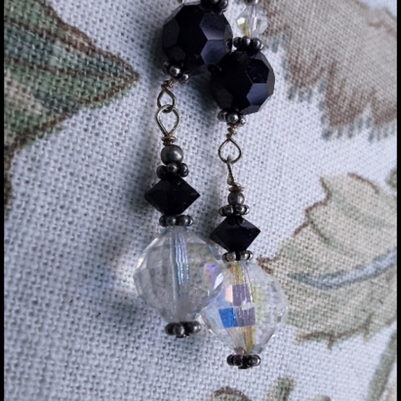 Sterling and Swarovski chrystal earrings. - Picture 3 of 3
